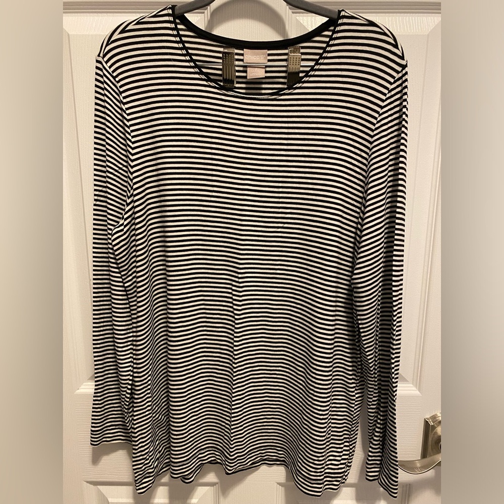Chico’s Long Sleeve T-Shirt